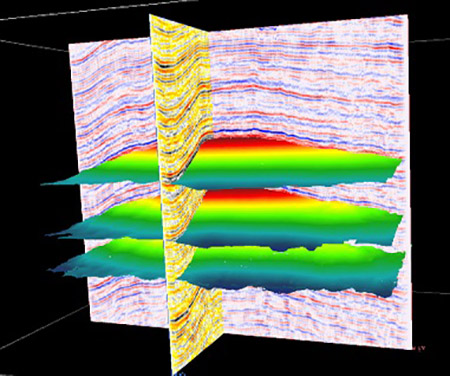 Seismic interpretation and underground mapping of prospective traps